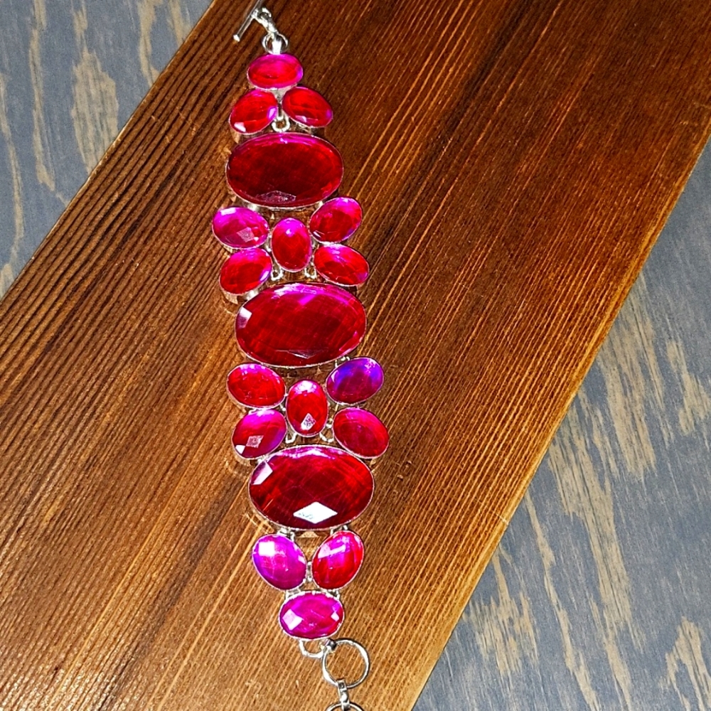 Absolutely Gorgeous Mystic Pink Topaz Bracelet- NWOT